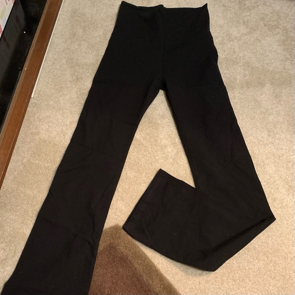NWT T-Party Brand thick black yoga pants.